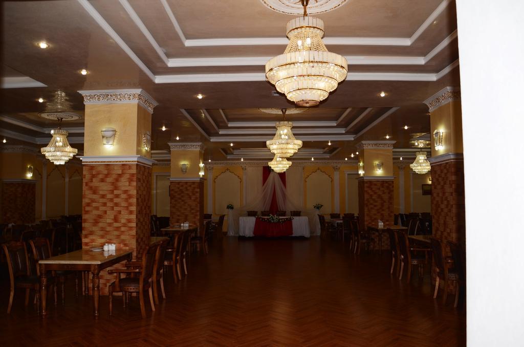 Saryarka Hotel Astana Exterior foto