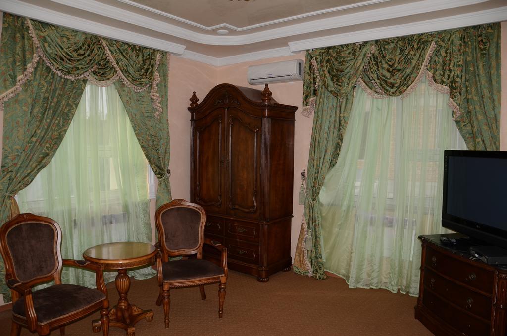 Saryarka Hotel Astana Zimmer foto
